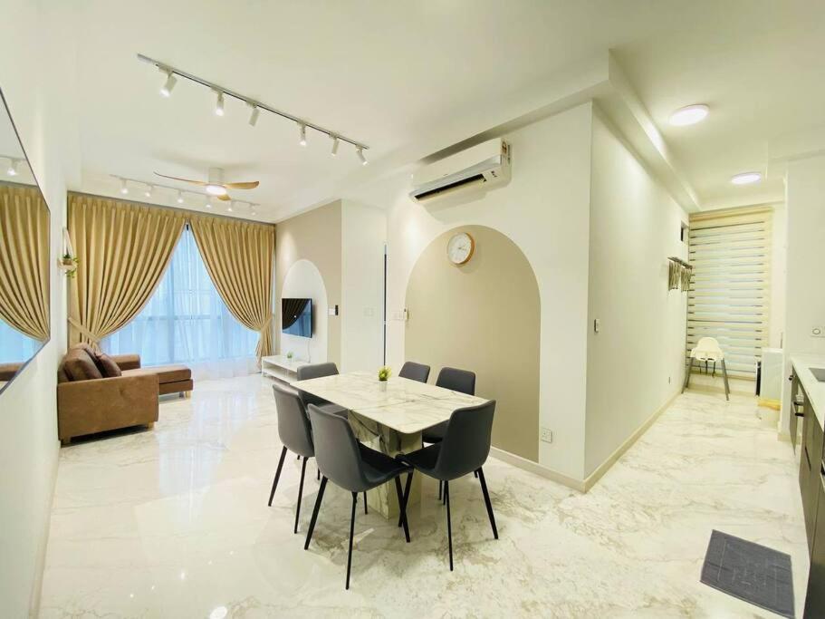 Pangsapuri Luxury Sky 88 High Floor Netflix Near Ksl
