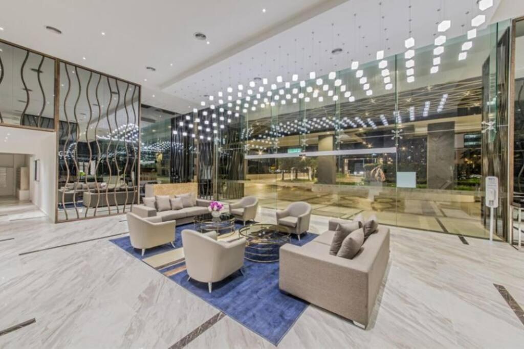 Pangsapuri Luxury Sky 88 High Floor Netflix Near Ksl Johor Bahru